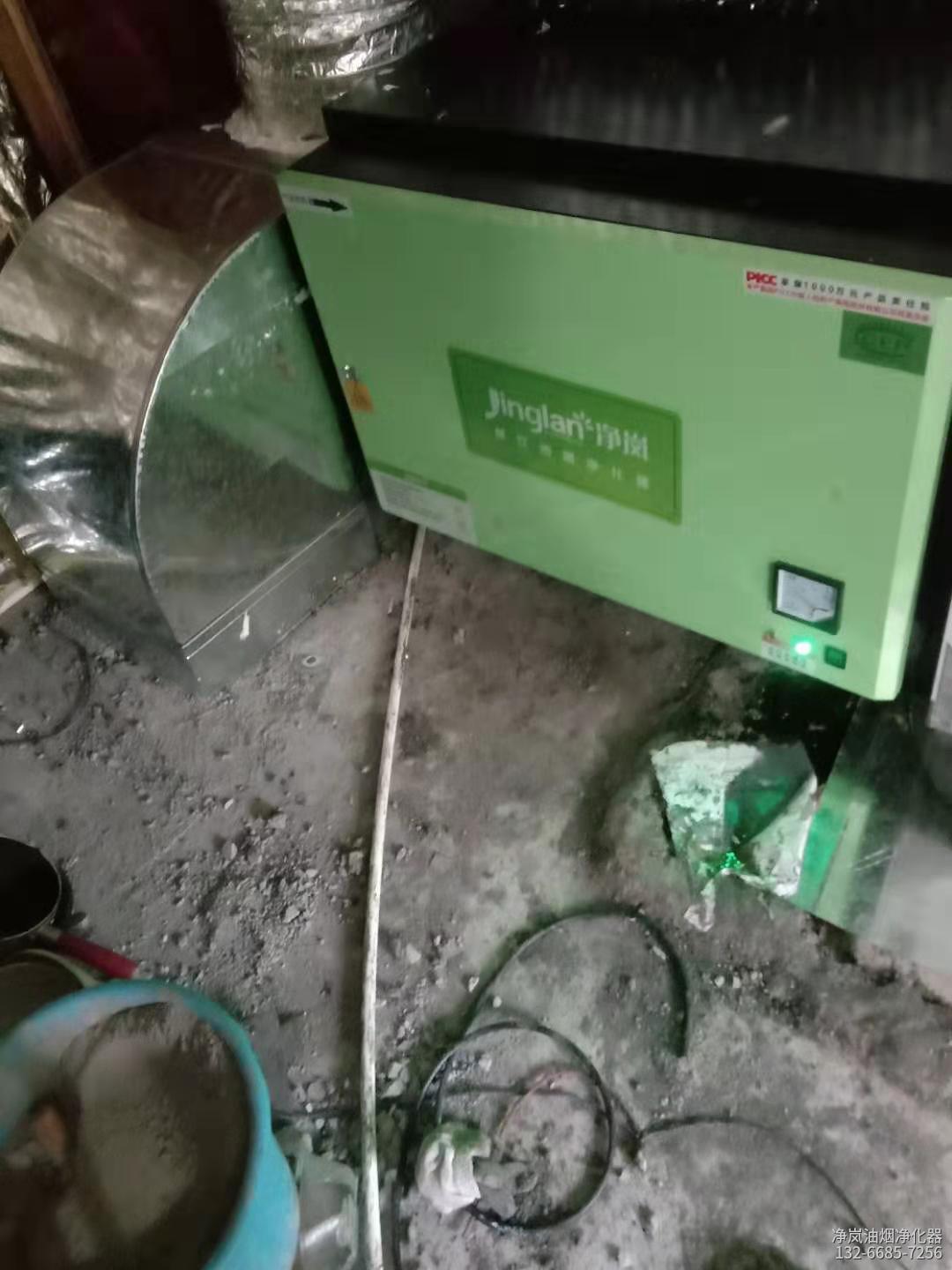 赣州32000风量复合式油烟净化器安装案例