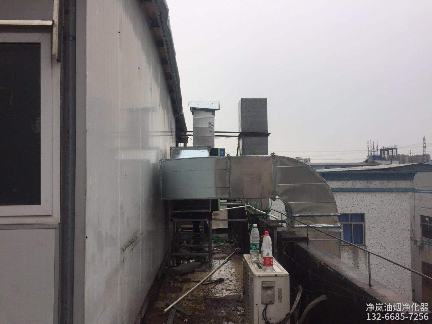 四川省成都市·无里园区·20000风量油烟净化器楼顶安装案例