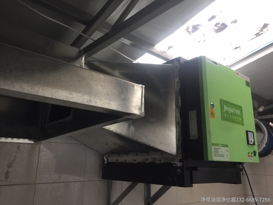 大连市大连派炸串6000风量油烟净化器安装工程